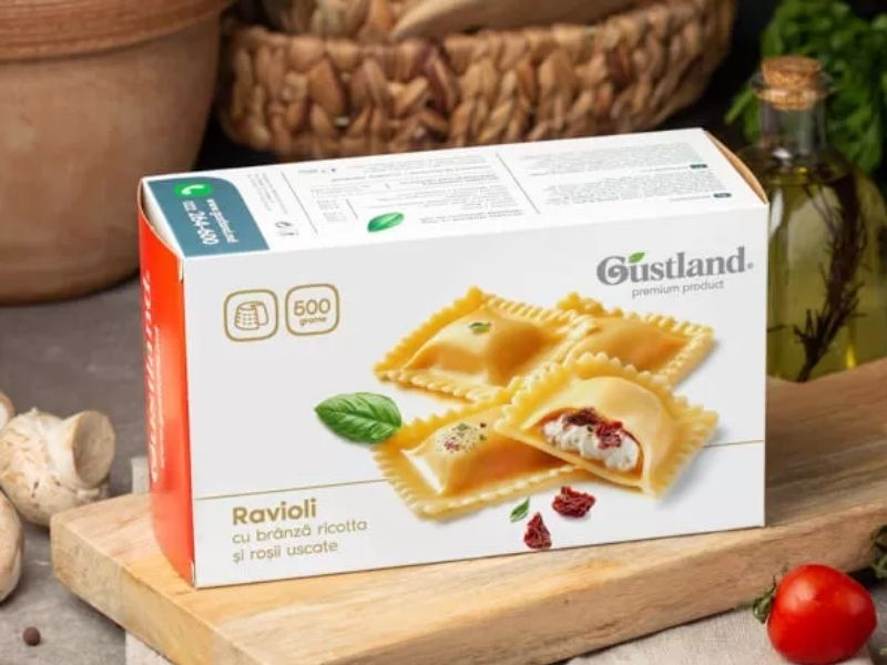 Ravioli cu brânză ricotta și roșii uscate