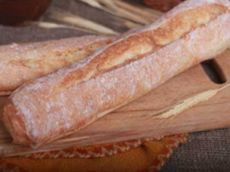 Baghetă „Rustic” de secară cu semințe de susan